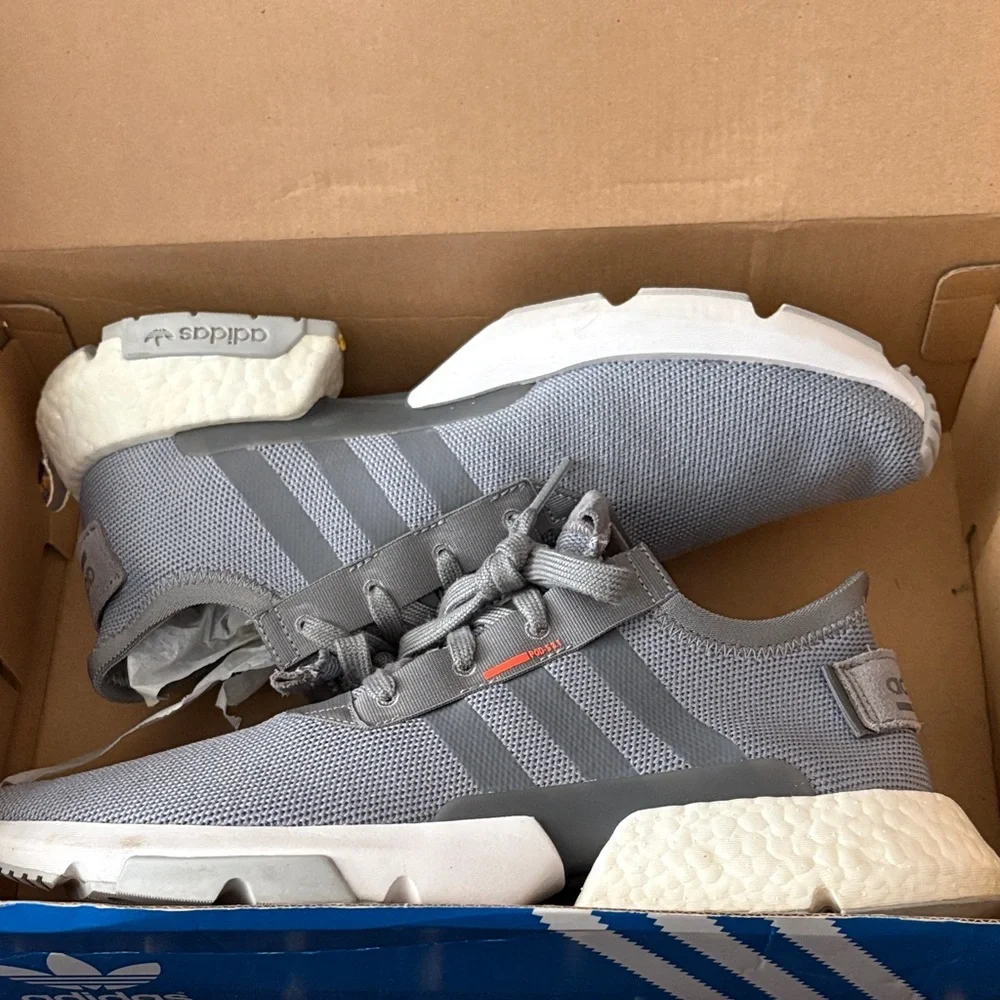 Adidas pod Gray and White Sneakers - Picture 1 of 7